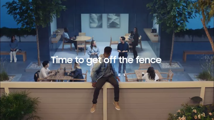 Samsung slams Apple "On the Fence"