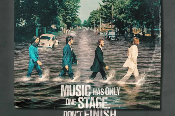 Mundo Livre FM "Music has only one stage. Don't finish with it."