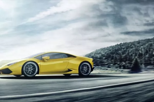 Lamborghini: Drive faster than the storm