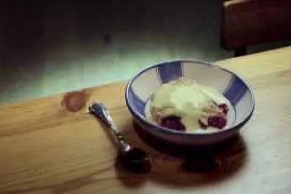Premier Foods: Ambrosia - This is Pudding