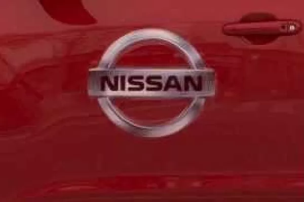 Nissan makes your car scratch proof